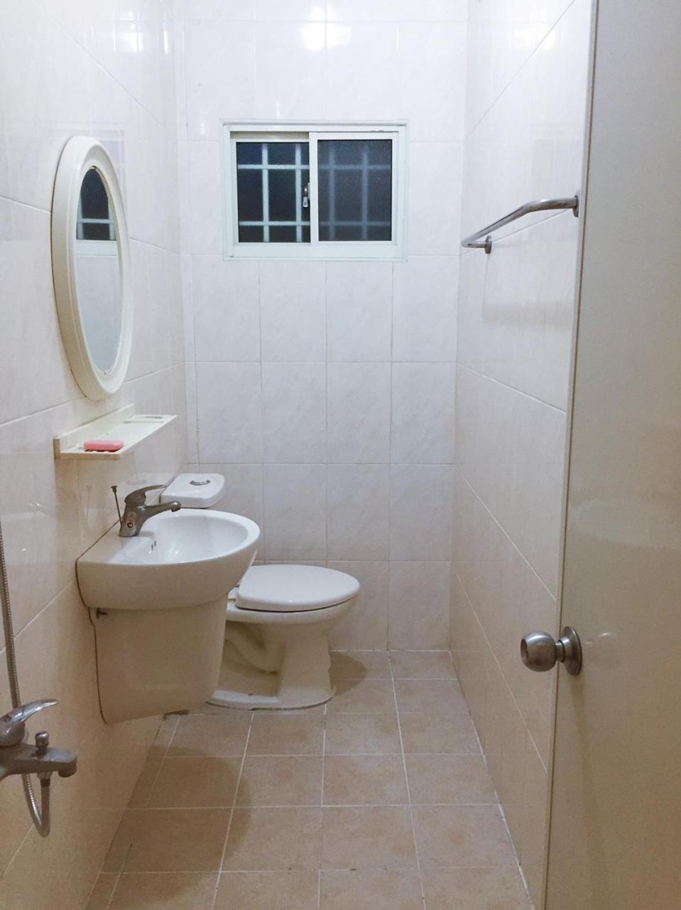 巷弄內的老宅 Hotel Pingtung Exterior photo